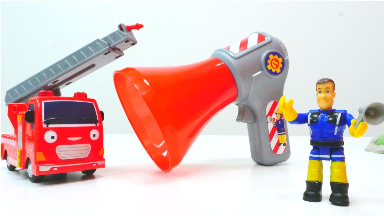 Pozharnyj-SEM-i-RUPOR-VOLSHEBNAYA-KOROBKA-Kapuki-Kanuki-Raspakovka-igrushek.-Video-pro-mashinki