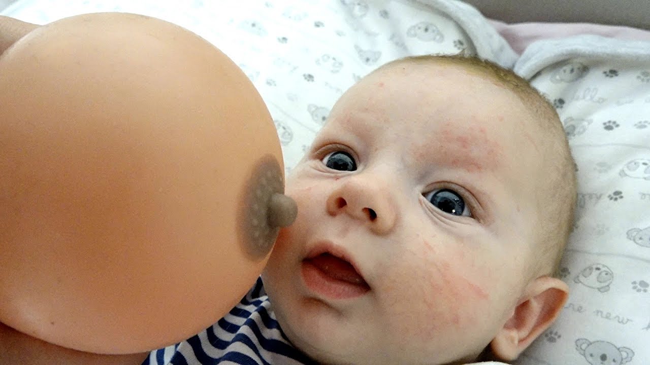 GOLODNYJ-MALYSH-DANA-VYPILA-VSYO-MOLOKO-Dlya-Detej-Funny-For-Kids-Children