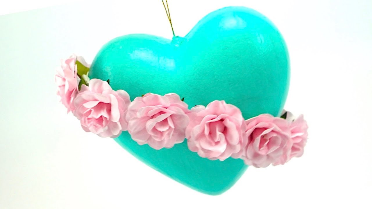 Razvivayushhee-video-dlya-detei-Rukodelie-dlya-malyshei-Ukrashaem-svoimi-rukami-serdtse-Detskii-kanal