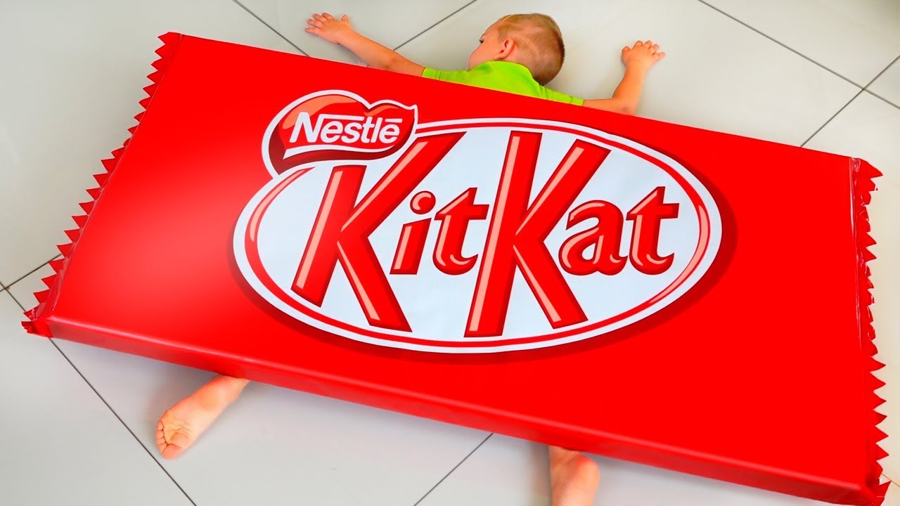 Bad-kids-Giant-Candy-Johny-Johny-Yes-Papa-Song-Nursery-Rhymes-Fun-for-Children