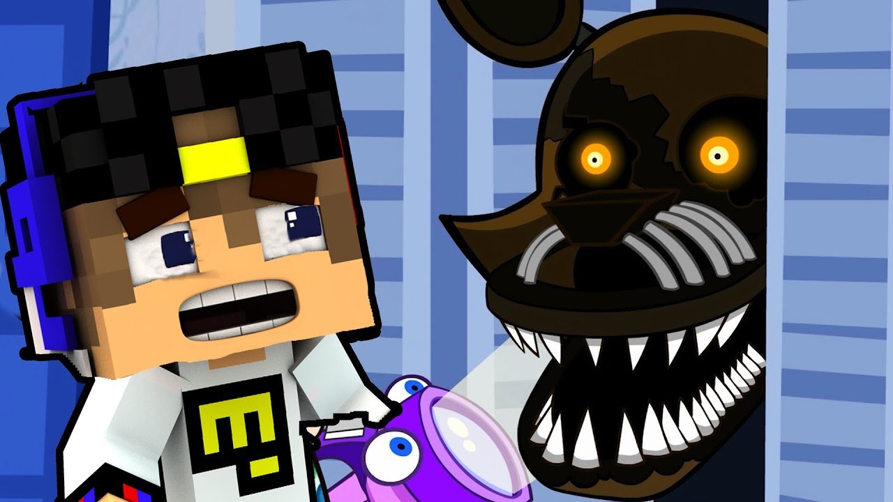 CHTO-BUDET-ESLI-ODET-MASKU-ANIMATRONIKA-FNAF-Majnkraft-v-Realnoj-zhizni-Video-Dlya-detej-Multik-Deti