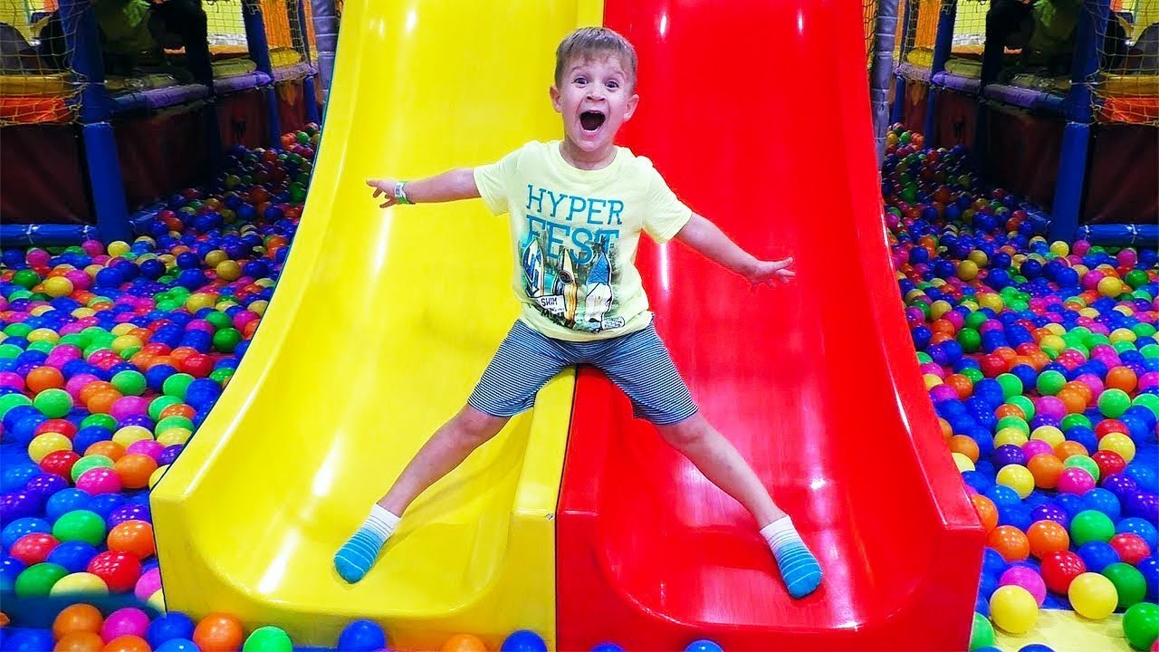 Fun-kids-playing-on-the-Indoor-Playground-family-fun-Nursery-Rhymes-Songs-for-children-and-babies