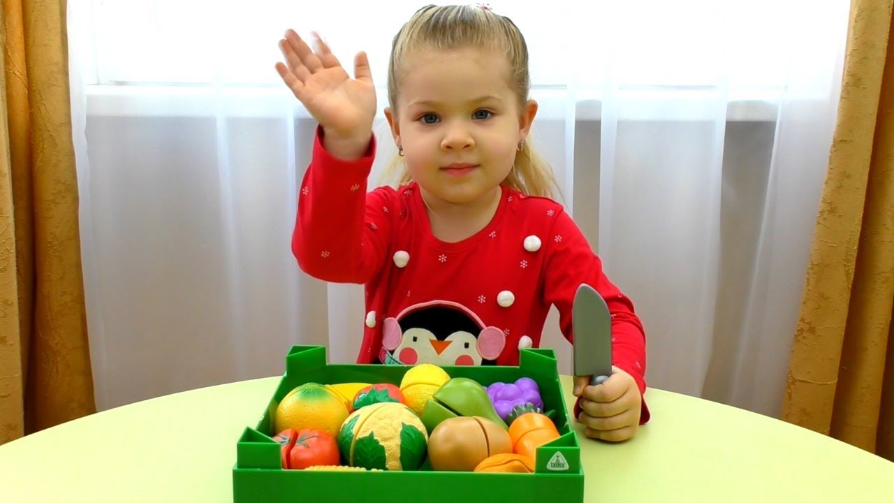 Funny-Kid-learn-colors-and-Fruit-with-toys