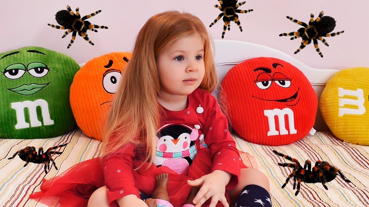 Funny-kids-playing-Family-Fun-games-for-children-with-Animals-toys-for-kids-video-nursery-rhyme