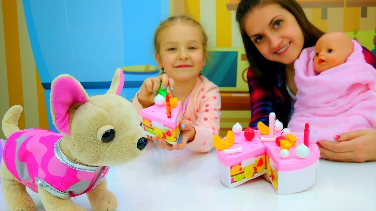 Video-dlya-detej-TORT-dlya-Sobachki-CHiCHiLav-i-BebiBon-EMILI-Igrushki-dlya-devochek-Igry-Kukly