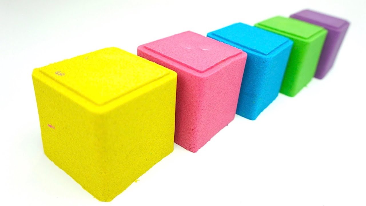 Syurprizy-i-igrushki-dlya-detei-Otkryvaem-neobychnye-syurprizy-i-ishhem-igrushki-iz-multikov