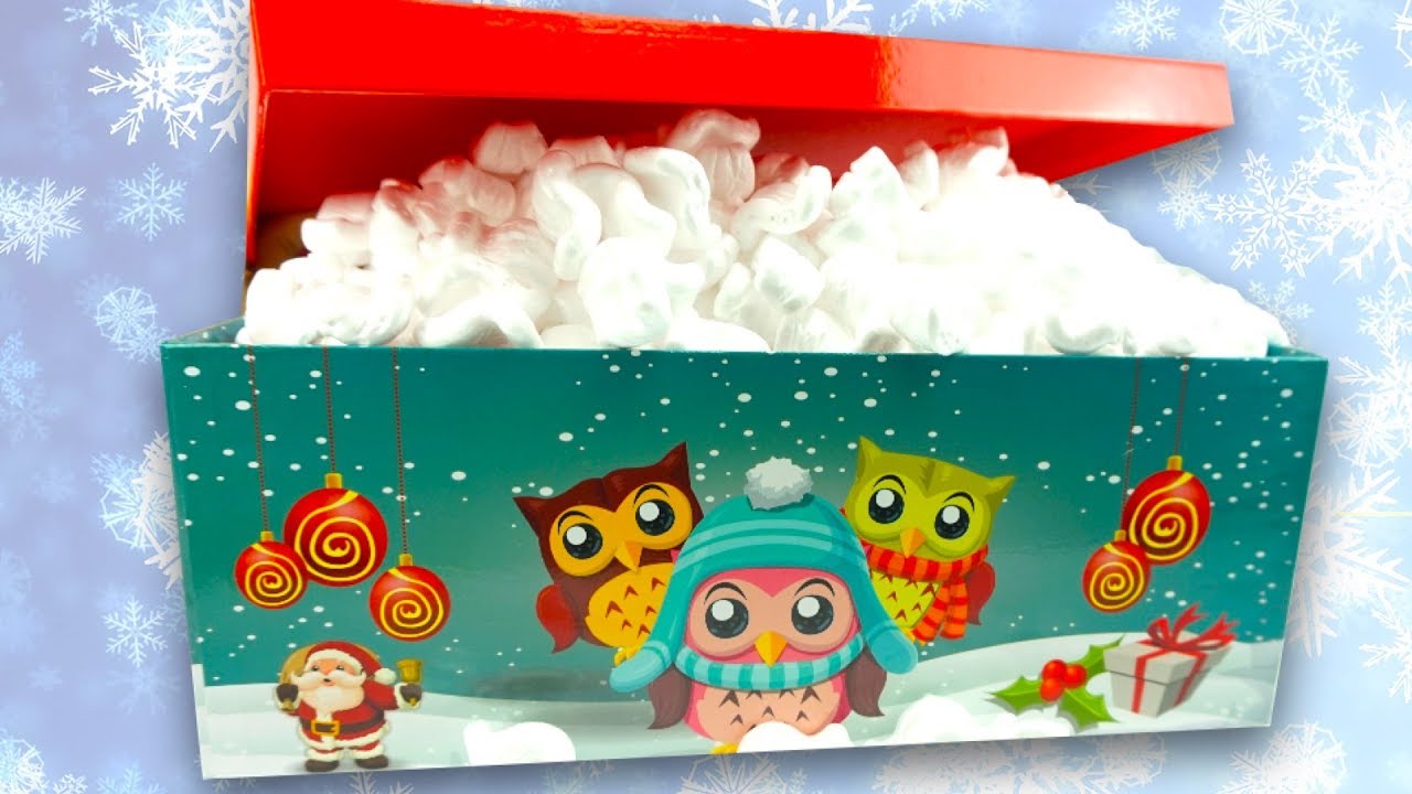 Syurprizy-i-igrushki-iz-novogodnei-korobki-Kukolki-LOL-igrushki-iz-multika-Geroi-v-Maskah-Kinder-S