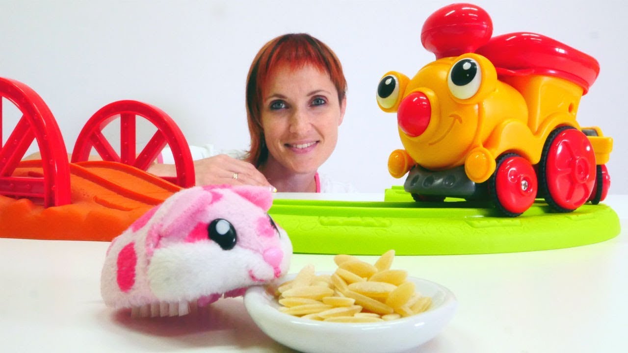 Trassa-dlya-parovozika-Banni-Igry-s-mashinkami-dlya-malyshej