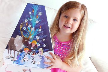 Diana-Opens-Advent-Calendar-Olafs-Frozen-Adventure-with-fun-Surprise-toys-for-kids-video