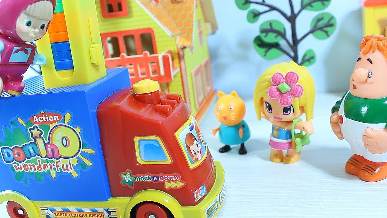 Masha-i-Mashinka-Domino-Ralli-Stroim-Domino-Poyom-Pesenki-Domino-Rally-Car