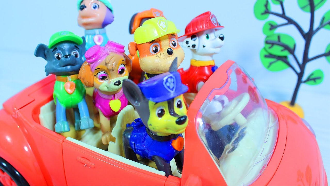 Paw-Patrol-in-the-Amusement-Park-Kinetic-Sand-Surprises-Toys