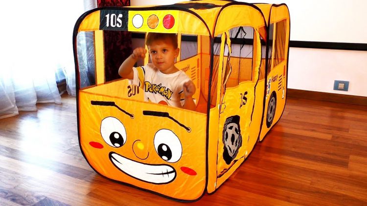 The-Wheels-on-the-Bus-Nursery-Rhymes-Songs-for-Children-with-Roma-and-Diana