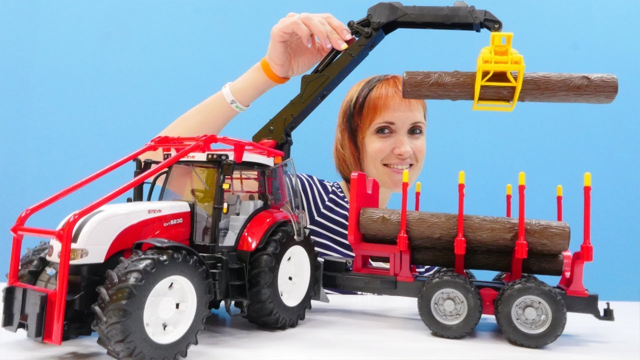 Traktor-Bruder-i-Masha-Video-pro-mashinki-Volshebnaya-korobka-18