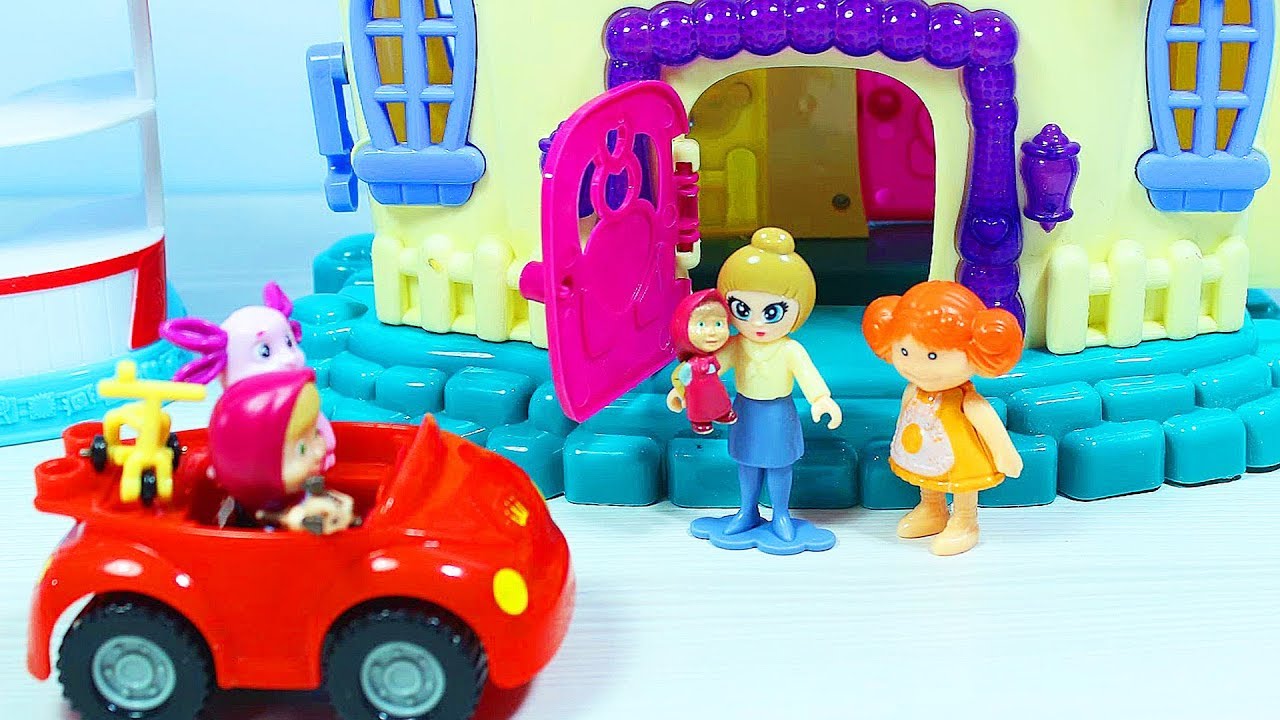 Masha-idet-v-gosti-Podarki-Syurprizy-Igrushki-Skazochnyj-domik-Masha-Surprises-Fairytale-house
