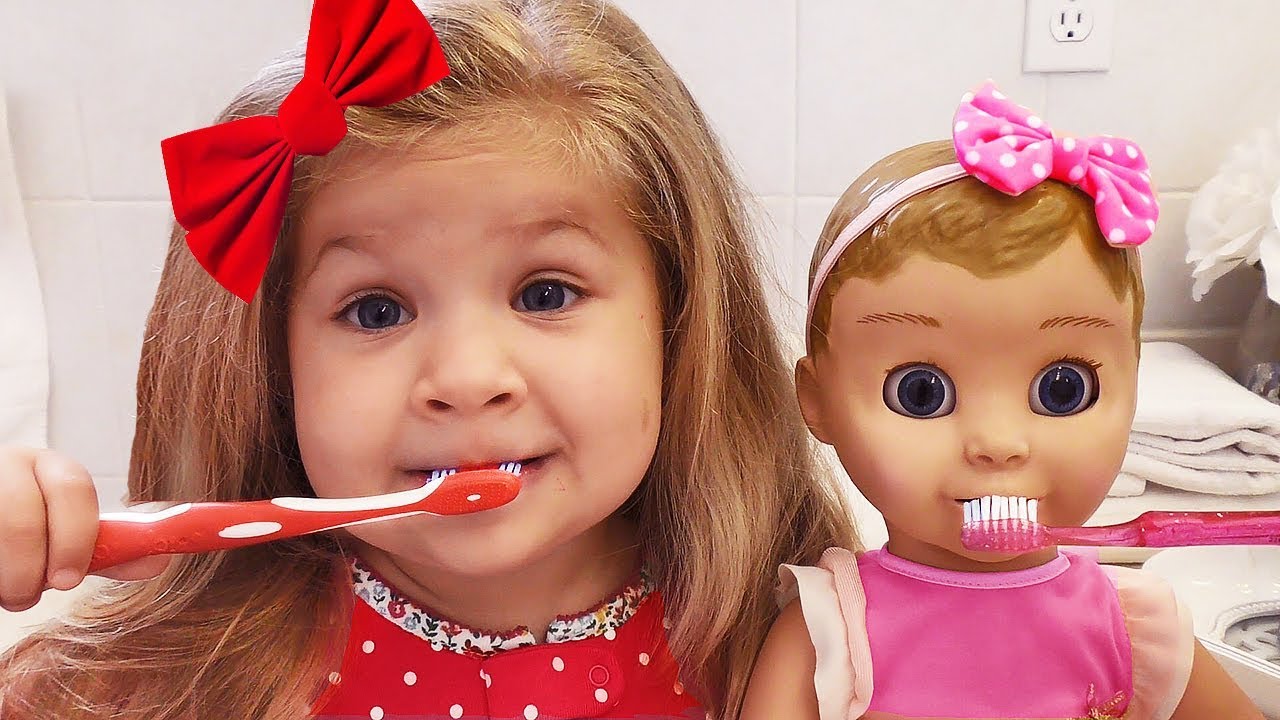 Morning-Routine-Diana-and-Baby-Doll-Eating-and-Playing-Songs-for-kids