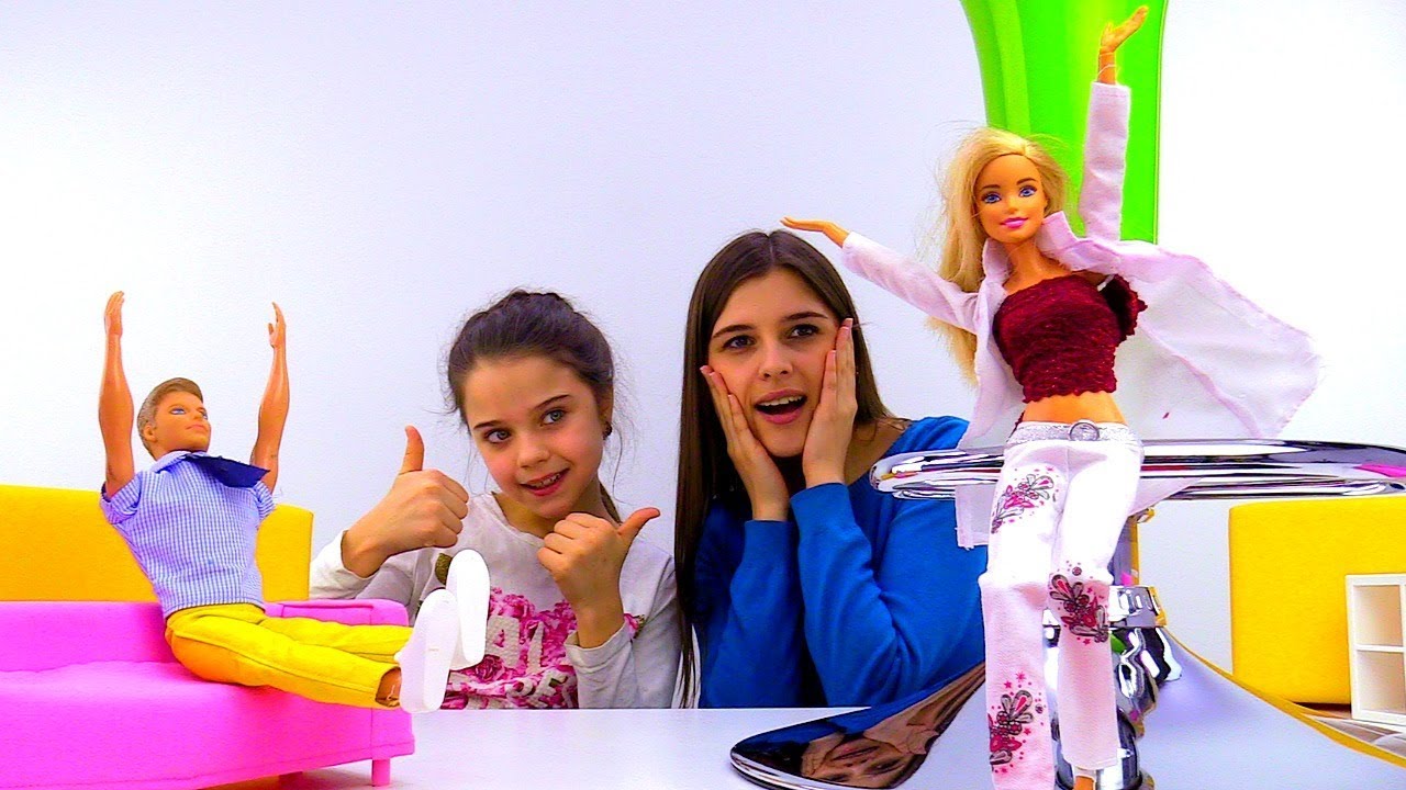 Pokaz-mod-i-novyj-obraz-dlya-Barbi-Igry-odevalki