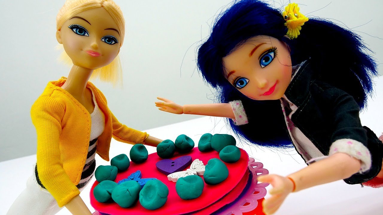 Hloya-i-Marinett-CHej-desert-luchshe-Igrushki-Ledi-Bag