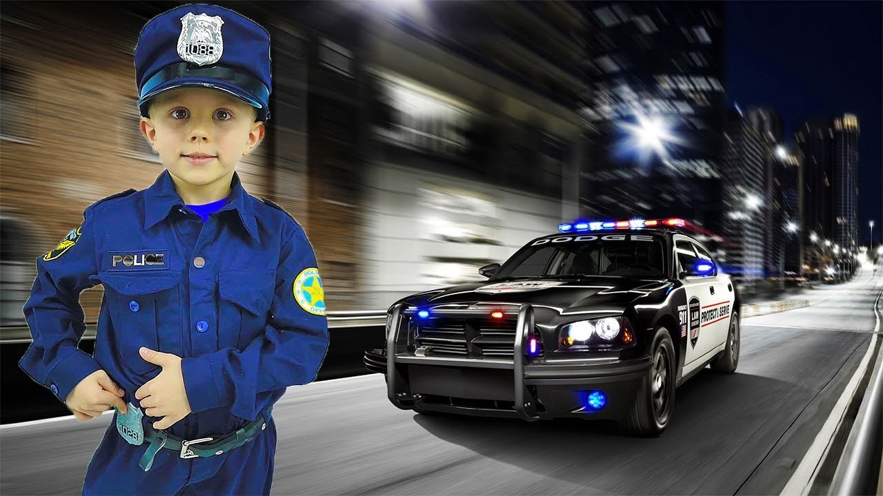 Politsejskij-Danik-i-Politsejskie-Mashinki-vse-serii-podryad.-Sbornik-detskih-video