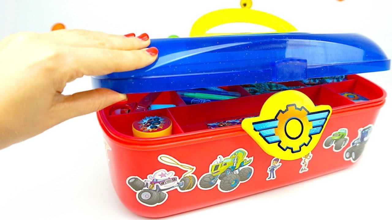 Vspysh-i-chudo-mashinki-nabor-raskrasok-i-nakleek-dlya-detei