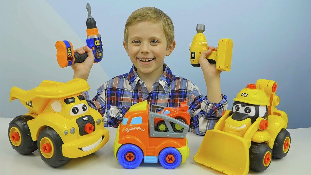 MASHINKI-i-Master-Danik-sobirayut-AVTOVOZ-Razvivayushhee-video-dlya-detej-pro-Mashinki