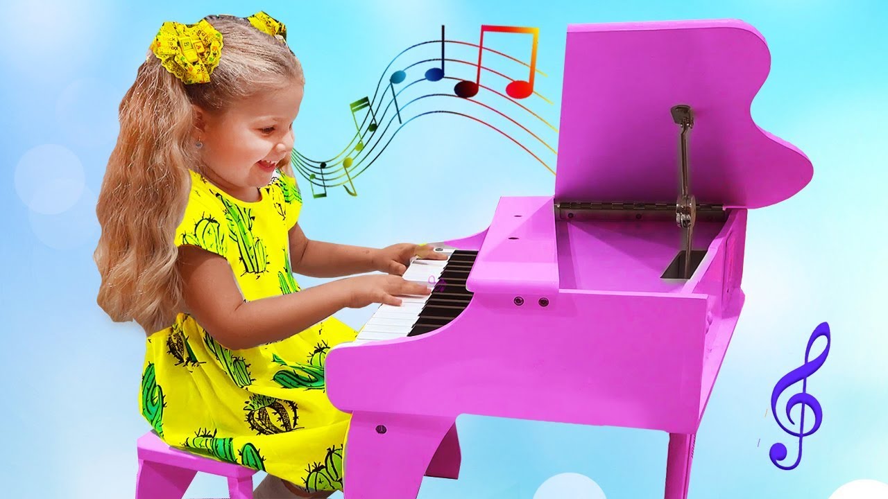 Diana-plays-at-the-Supermarket-and-doing-Shopping-with-Baby-Doll