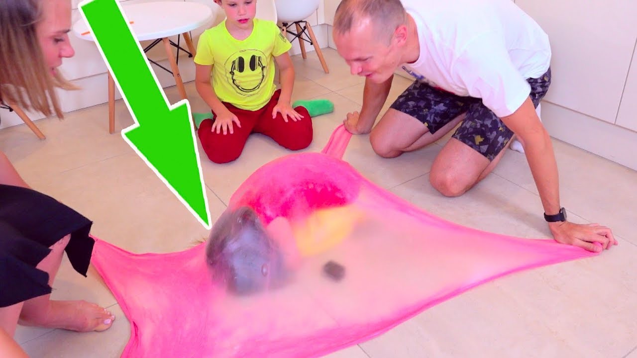 GiGANTSKiE-PUZyRI-iz-LiZUNA-ili-GIANT-SLIME-BUBBLE