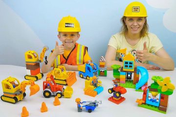 Stroiteli-LEGO-DUPLO-i-Danik-stroyat-detskuyu-ploshhadku-Razvivayushhee-video-dlya-detej
