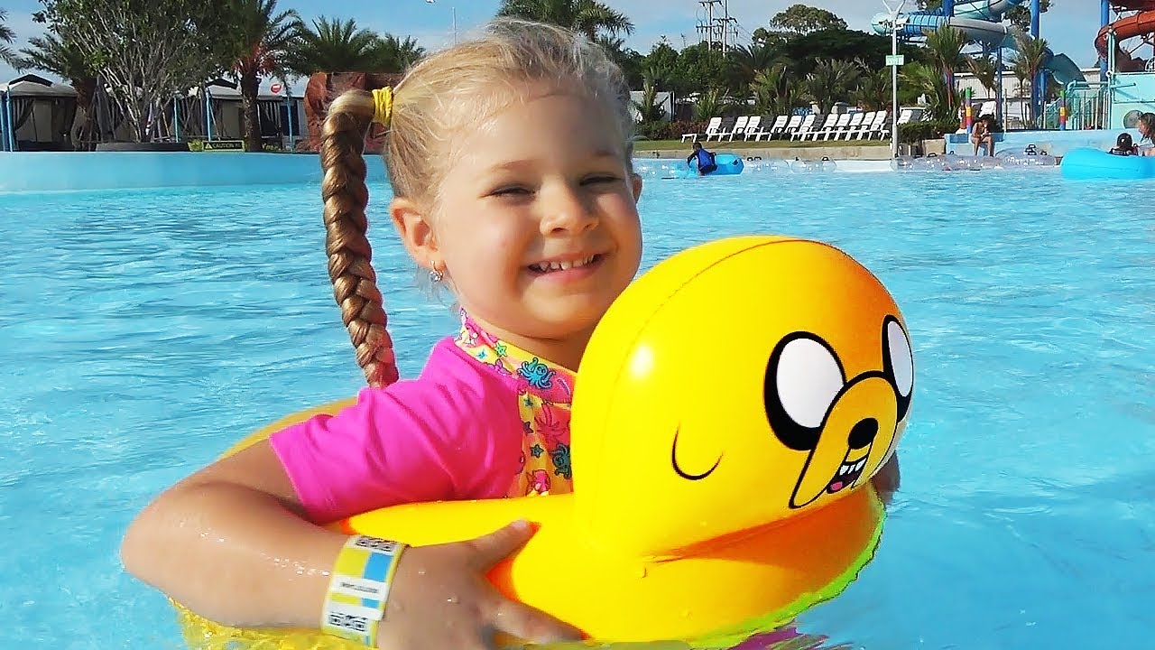 Diana-and-Papa-Pretend-Play-at-the-WaterPark-My-super-fun-day-with-Dad-and-kids-toys