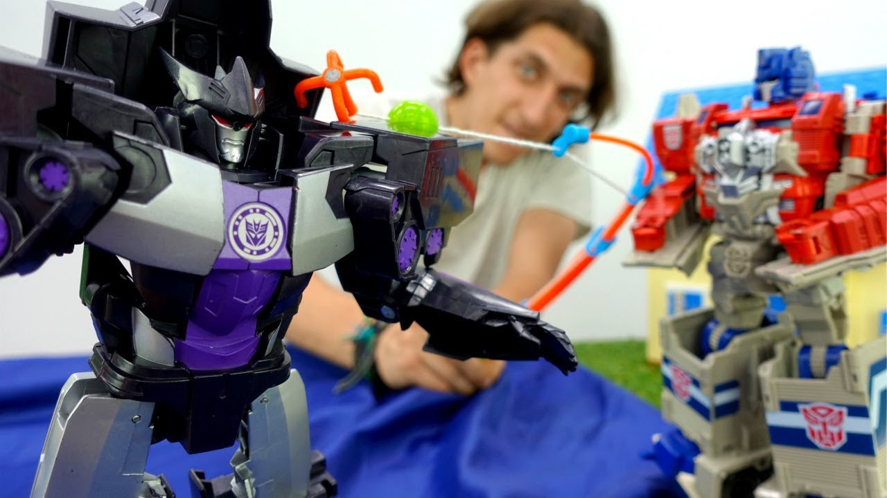 Igry-Transformery-Optimus-i-vodnye-lyzhi-Video-dlya-malchikov