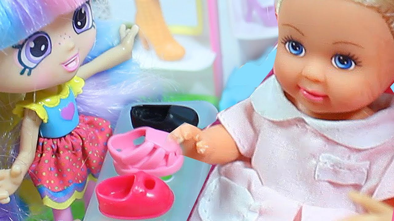 Igraem-v-kukly-Meryaem-obuv-Kukly-Barbi-Kollektsiya-kukolnoj-obuvi