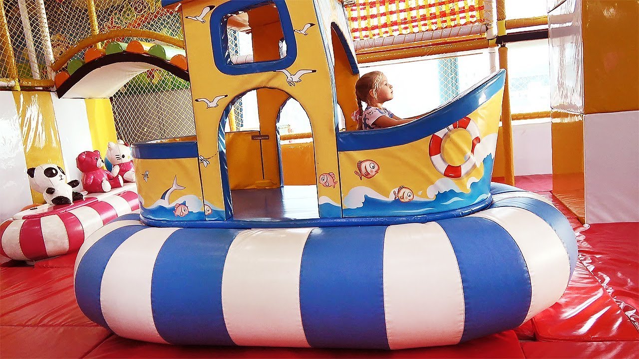 Indoor-Playground-for-children-Fun-activities-with-Roma-and-Diana