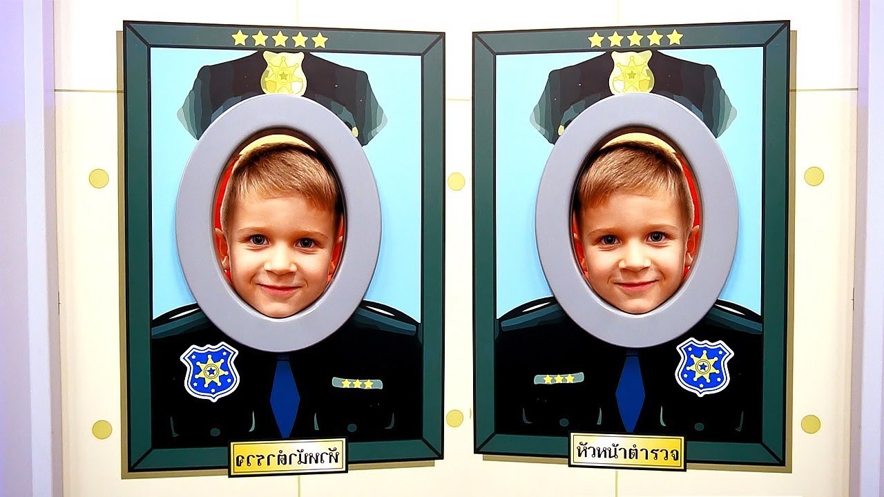 Roma-Pretend-Play-Jobs-teaching-fun-Professions-for-kids-Story-in-the-Childrens-museum