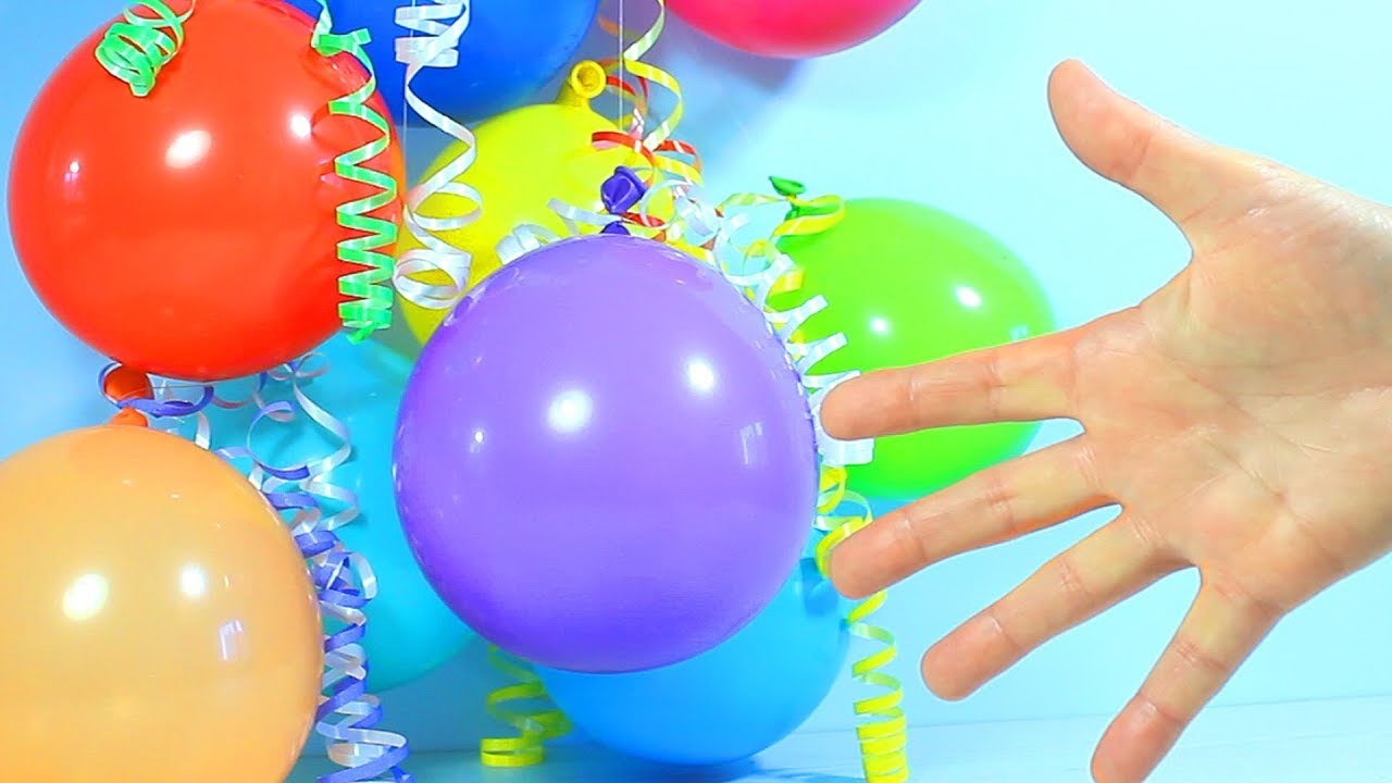 Vesyolaya-pesenka-pro-palchiki-na-russkom-Lopaem-shariki-i-uchim-tsveta