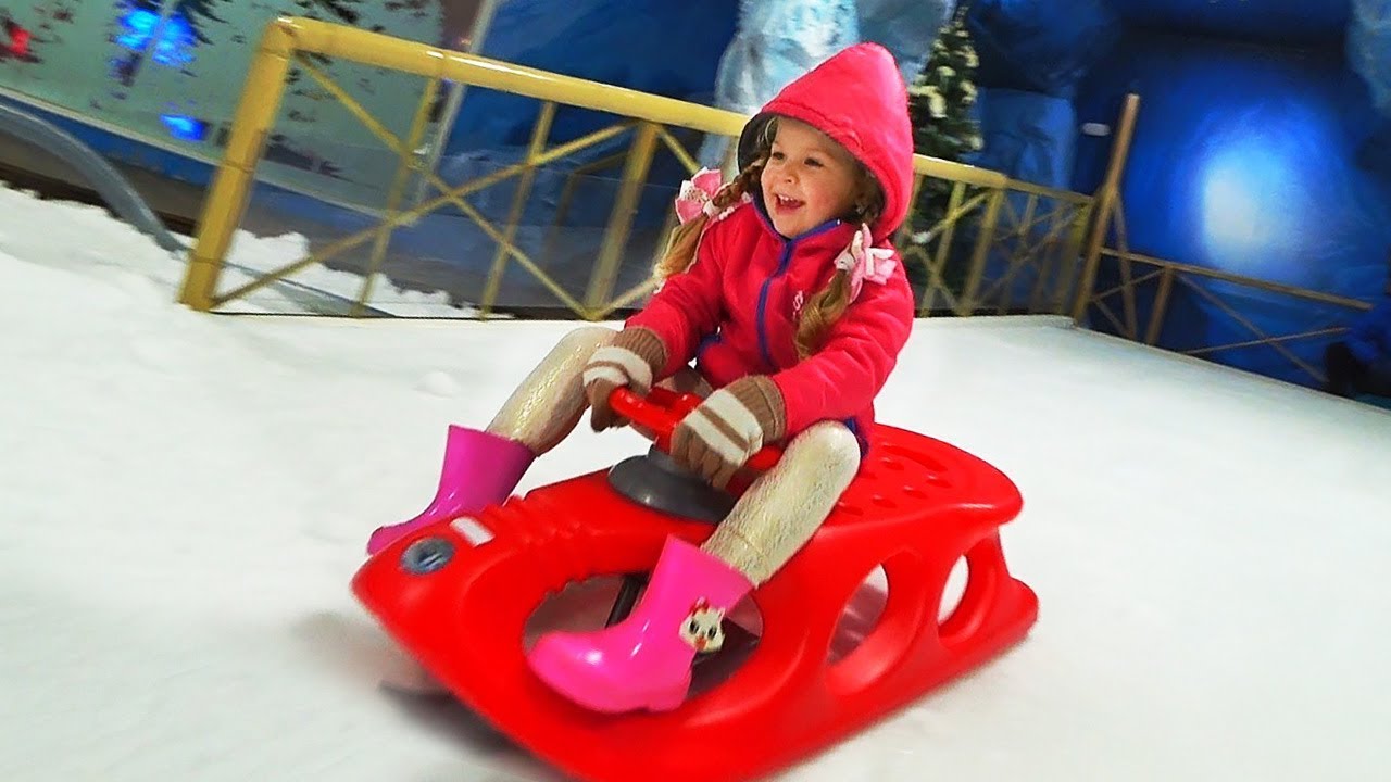 Indoor-playground-for-kids-and-Family-Fun-activities-with-Roma-Diana-and-Mom