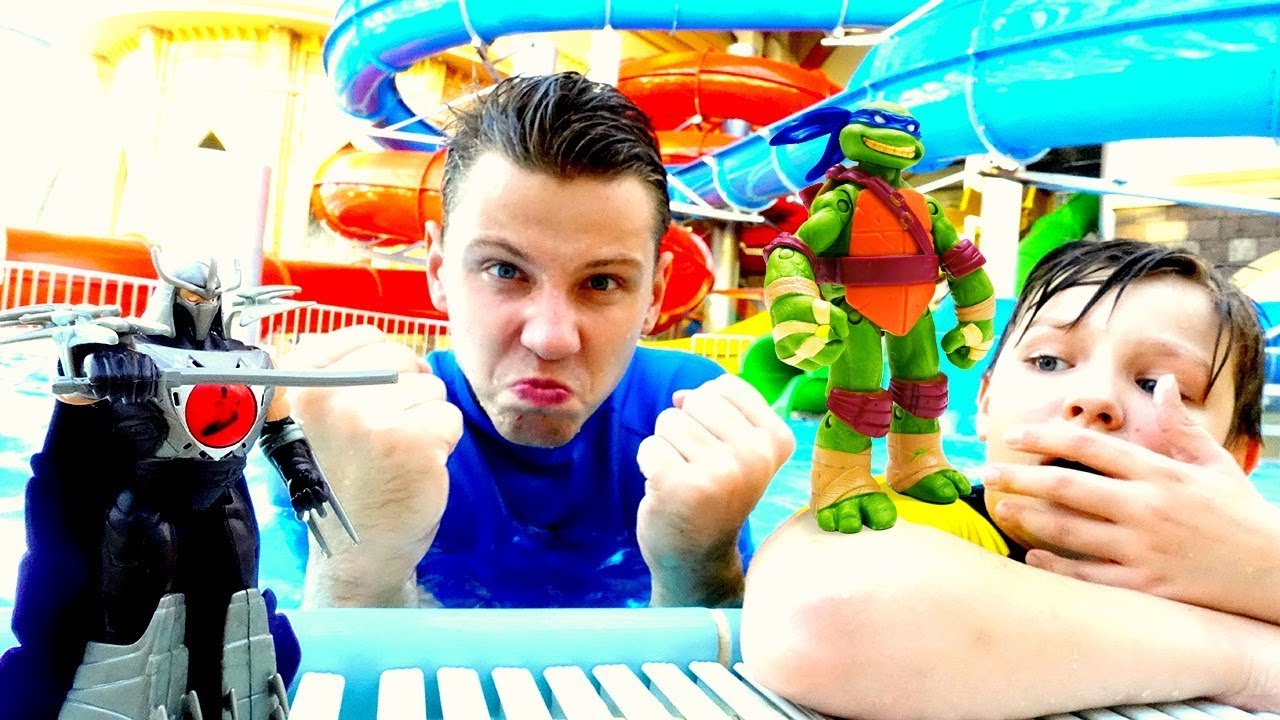 Igry-s-CHerepashkami-Nindzya-SHreder-v-akvaparke-Video-dlya-detej