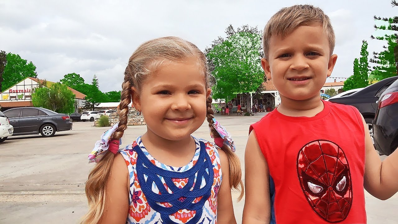 VLOG-Roma-i-Diana-gulyayut-na-ferme-ovets-Video-dlya-detej