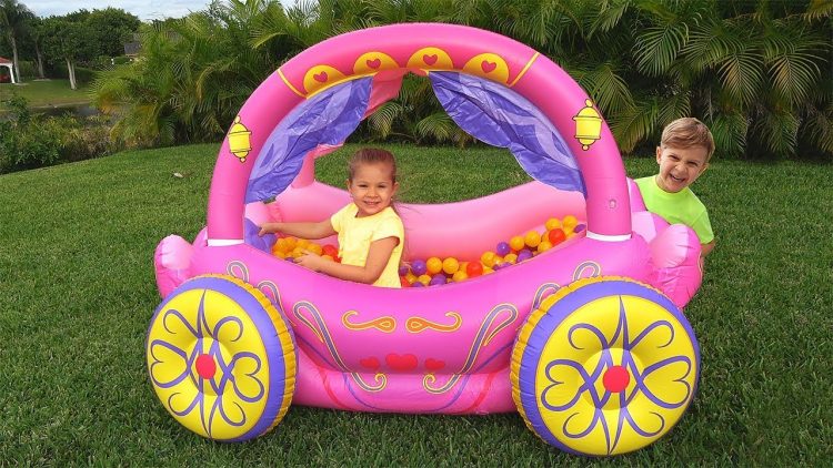 Diana-Pretend-Play-with-Princess-Carriage-Inflatable-Toy