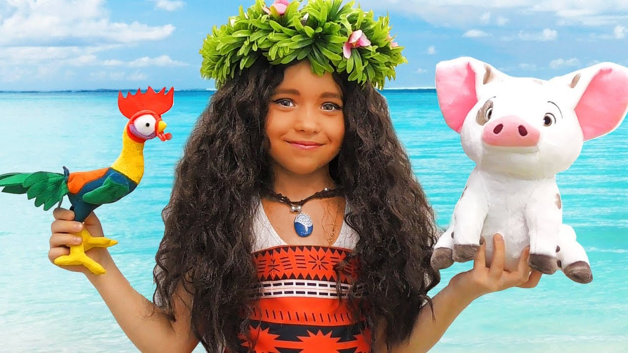 Sofia-Became-a-Princess-and-Plays-with-new-Doll-amp-Make-up-Toys