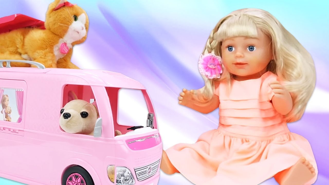 Bebi-Bon-Emili-i-Masha-Kapuki.-Gotovim-zavtrak-dlya-kukly.-Igra-gotovka-na-Kapuki-devochki