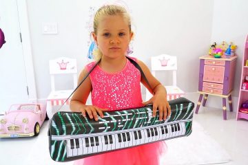 Diana-Pretend-Play-Talent-Show-with-Musical-Instruments-Toys-for-Kids