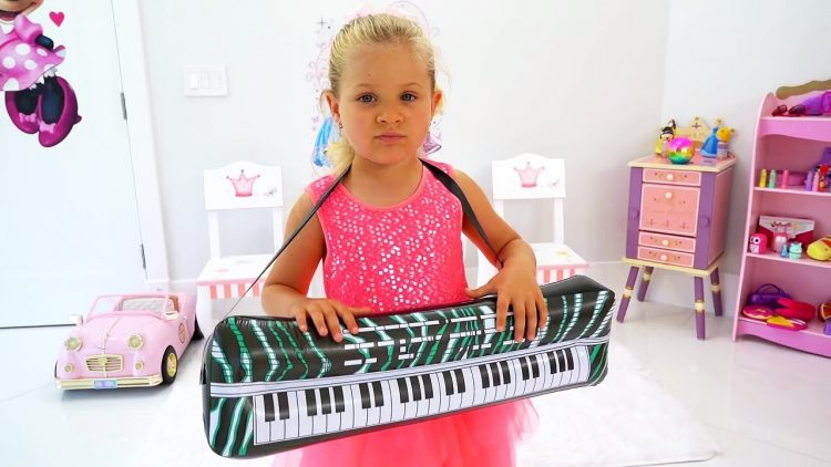Diana-Pretend-Play-Talent-Show-with-Musical-Instruments-Toys-for-Kids