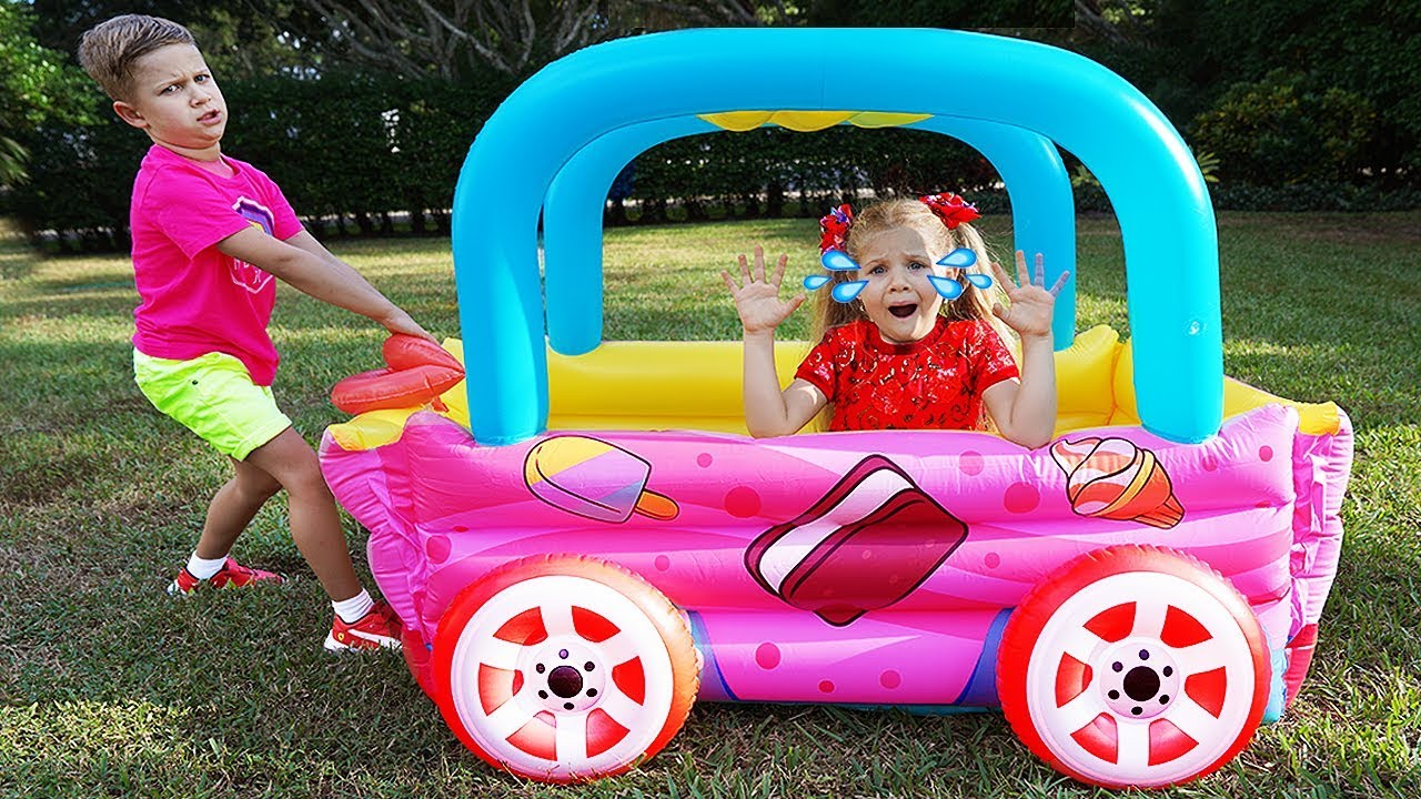 Diana-and-Roma-argue-over-toy-surprises